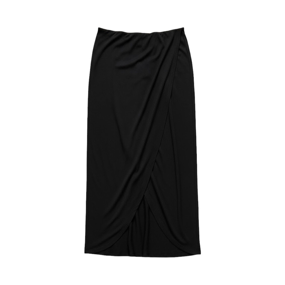 Free People Black stretch skirt. (S)